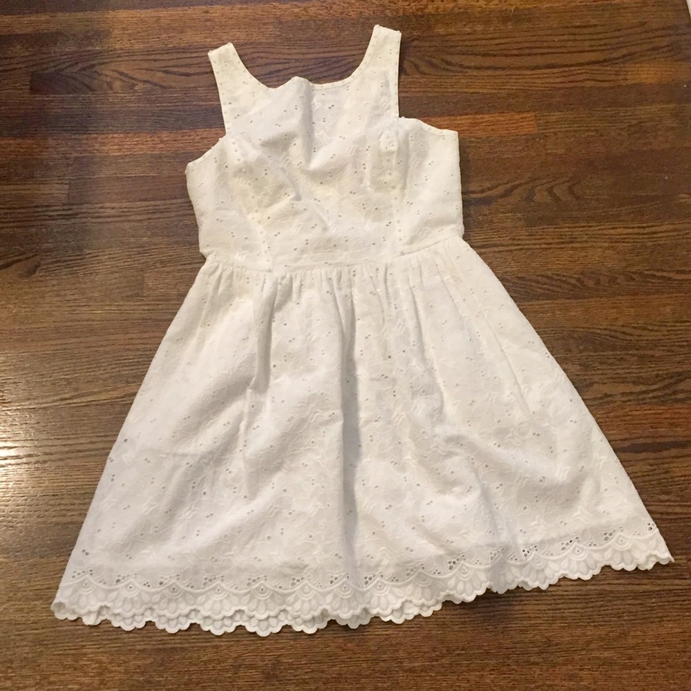 White lace Lilly dress